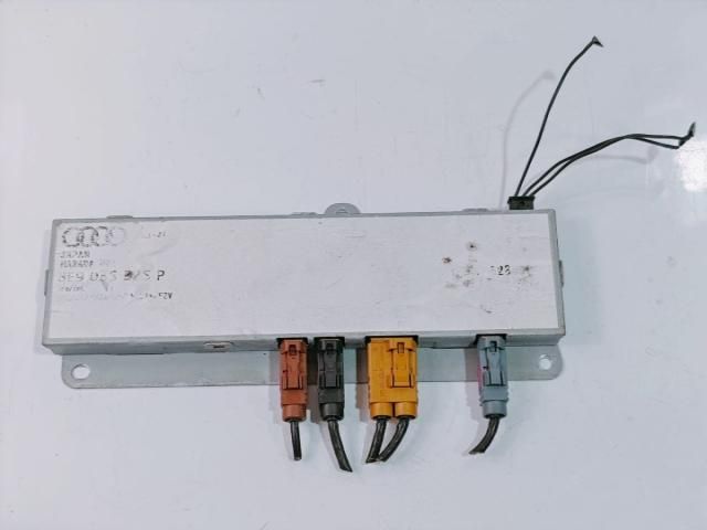 bontott AUDI A4 B6 Elektronika (Magában)