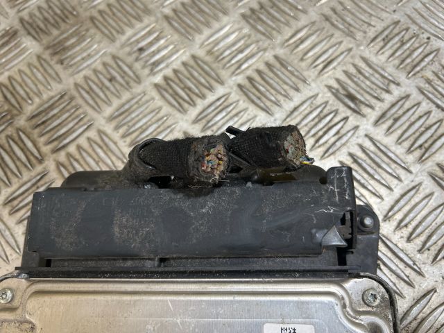 bontott AUDI A4 B6 Elektronika (Magában)