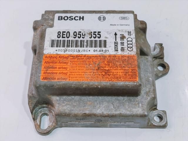 bontott AUDI A4 B6 Elektronika (Magában)