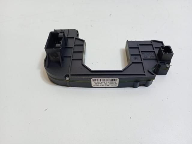 bontott AUDI A4 B6 Elektronika (Magában)