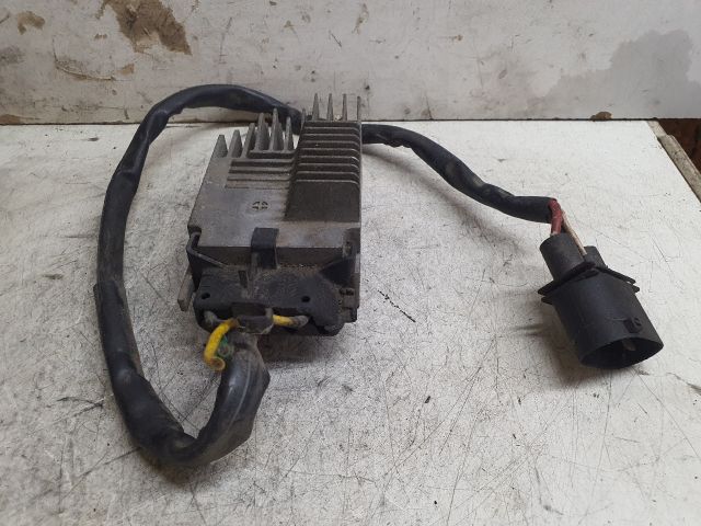 bontott AUDI A4 B6 Előtét Ellenállás Hűtőventilátor