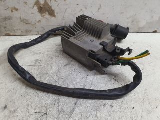 bontott AUDI A4 B6 Előtét Ellenállás Hűtőventilátor