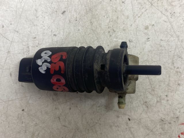 bontott AUDI A4 B6 Első Ablakmosó Szivattyú