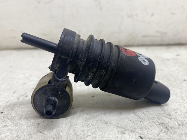 bontott AUDI A4 B6 Első Ablakmosó Szivattyú