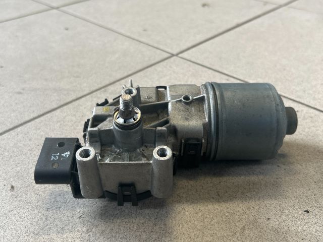 bontott AUDI A4 B6 Első Ablaktörlő Motor