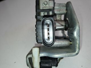 bontott AUDI A4 B6 Első Ablaktörlő Motor