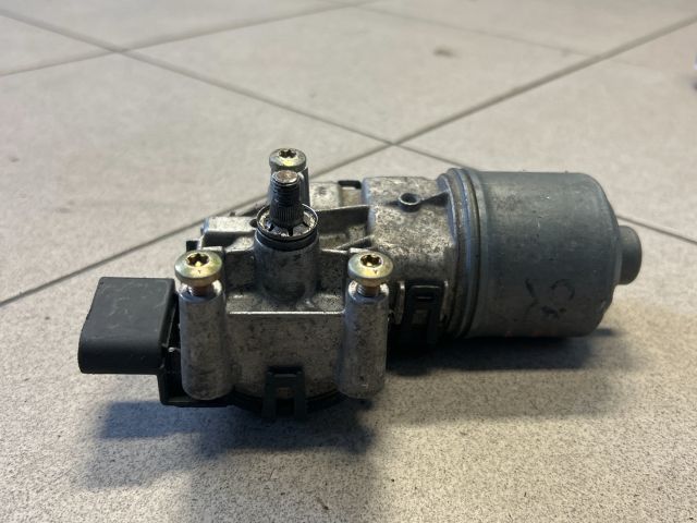 bontott AUDI A4 B6 Első Ablaktörlő Motor