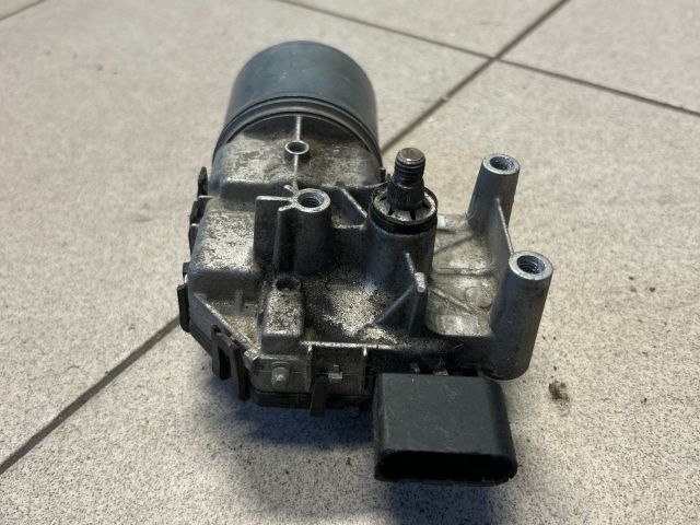 bontott AUDI A4 B6 Első Ablaktörlő Motor