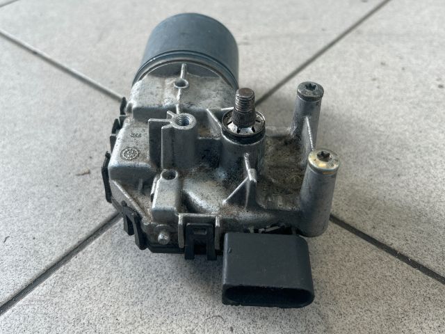 bontott AUDI A4 B6 Első Ablaktörlő Motor