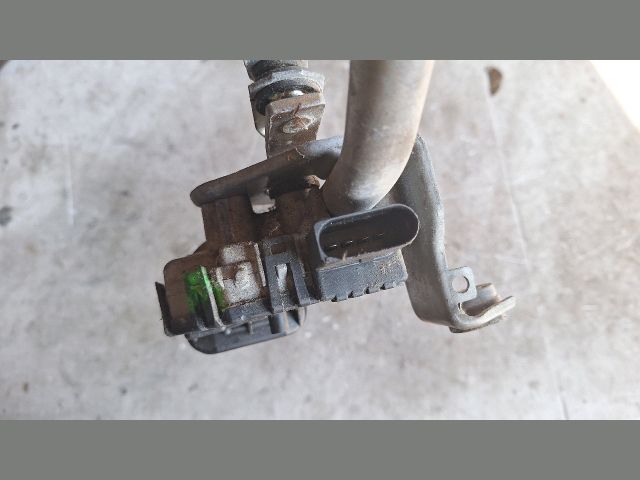 bontott AUDI A4 B6 Első Ablaktörlő Szerkezet Motorral