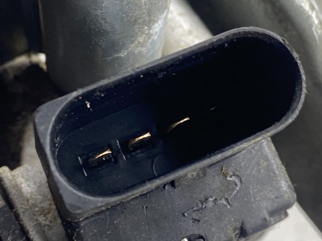 bontott AUDI A4 B6 Első Ablaktörlő Szerkezet Motorral