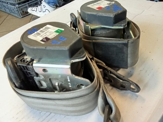 bontott AUDI A4 B6 Első Biztonsági Öv Pár (Feszítővel)