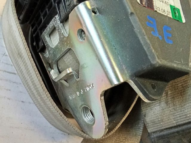 bontott AUDI A4 B6 Első Biztonsági Öv Pár (Feszítővel)