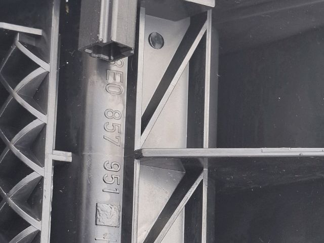 bontott AUDI A4 B6 Első Hamutartó