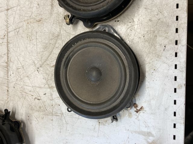 bontott AUDI A4 B6 Első Hangszóró Pár