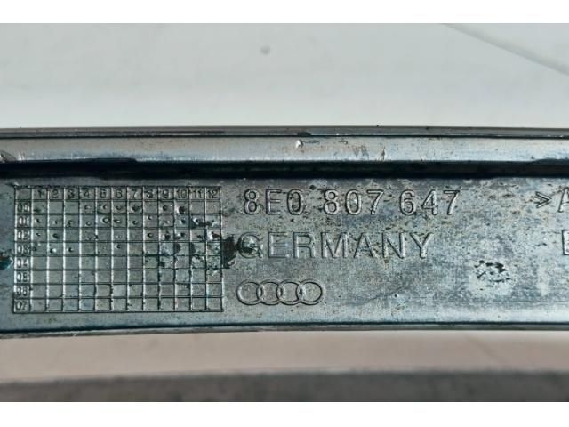 bontott AUDI A4 B6 Első Lökhárító Díszléc