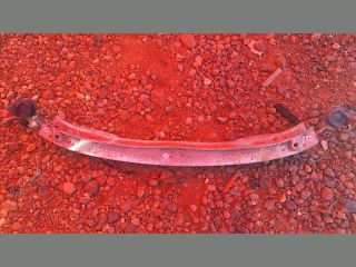 bontott AUDI A4 B6 Első Lökhárító Merevítő (Fém)