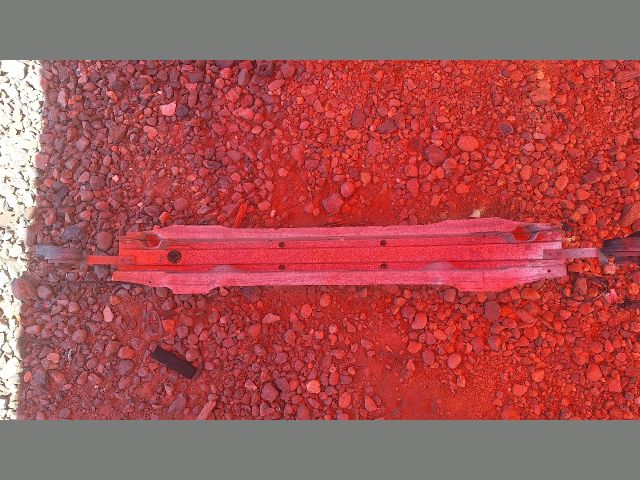 bontott AUDI A4 B6 Első Lökhárító Merevítő (Fém)