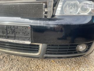 bontott AUDI A4 B6 Első Lökhárító (Részeivel)