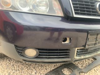 bontott AUDI A4 B6 Első Lökhárító (Részeivel)