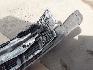 bontott AUDI A4 B6 Első Lökhárító (Részeivel)