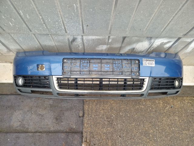 bontott AUDI A4 B6 Első Lökhárító (Részeivel)