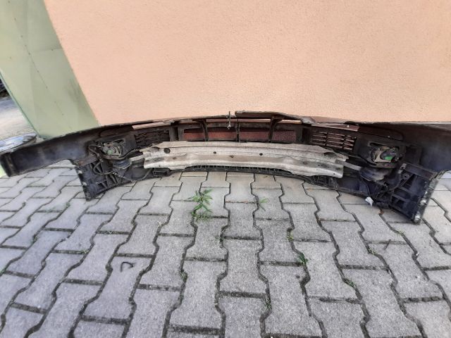 bontott AUDI A4 B6 Első Lökhárító (Részeivel)