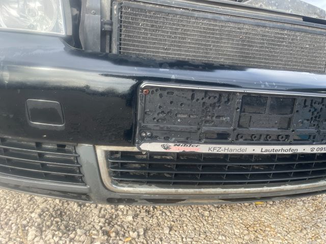 bontott AUDI A4 B6 Első Lökhárító (Részeivel)