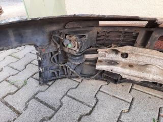 bontott AUDI A4 B6 Első Lökhárító (Részeivel)