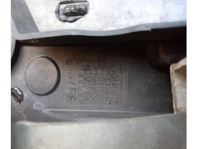 bontott AUDI A4 B6 Első Lökhárító (Üresen)