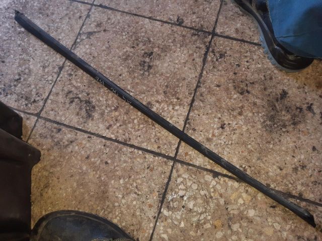 bontott AUDI A4 B6 Első Szélvédő Bal Díszléc