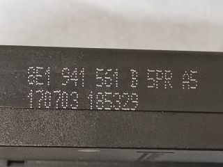 bontott AUDI A4 B6 Első Tároló Rekesz