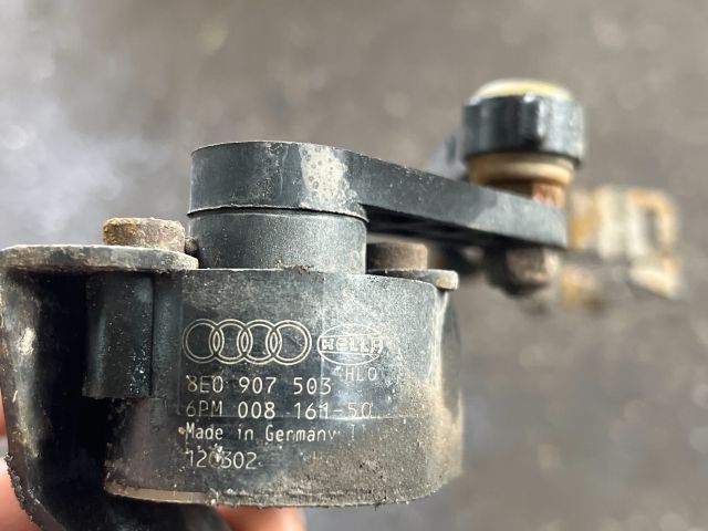 bontott AUDI A4 B6 Első Xenon Szintszabályzó Jeladó