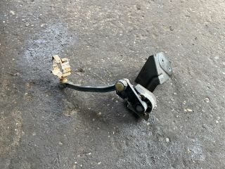 bontott AUDI A4 B6 Első Xenon Szintszabályzó Jeladó