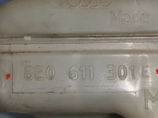bontott AUDI A4 B6 Fékfolyadék Tartály