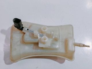 bontott AUDI A4 B6 Fékfolyadék Tartály