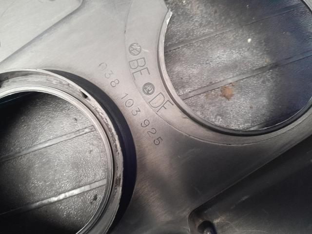 bontott AUDI A4 B6 Felső Hűtőburkolat