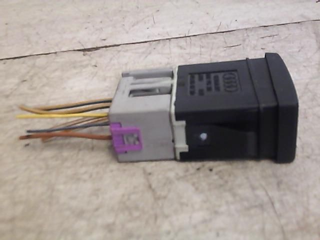 bontott AUDI A4 B6 Fényszórómagasság Állító Kapcsoló