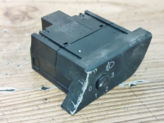 bontott AUDI A4 B6 Fényszórómagasság Állító Kapcsoló