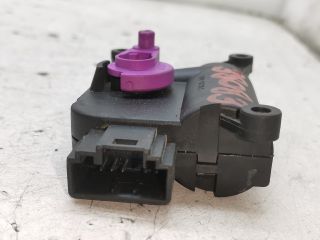 bontott AUDI A4 B6 Fűtés Állító Motor