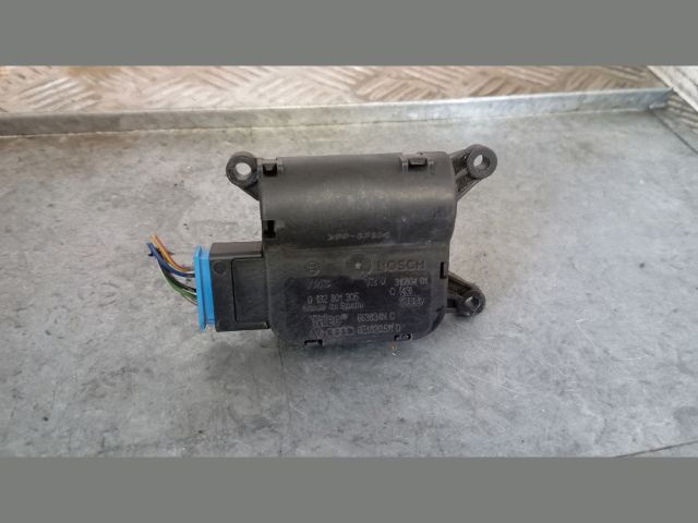 bontott AUDI A4 B6 Fűtés Állító Motor