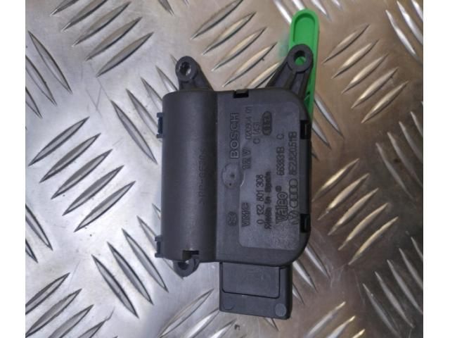 bontott AUDI A4 B6 Fűtés Állító Motor