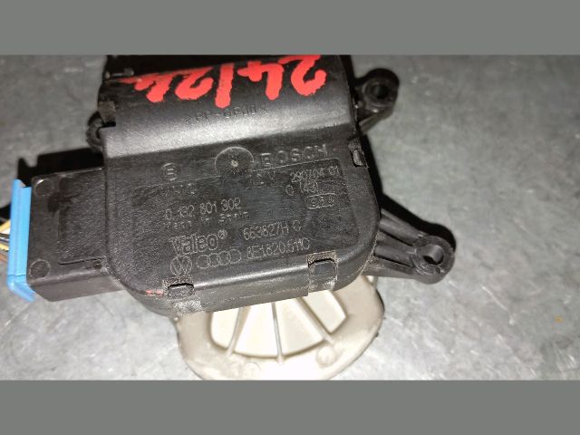 bontott AUDI A4 B6 Fűtés Állító Motor
