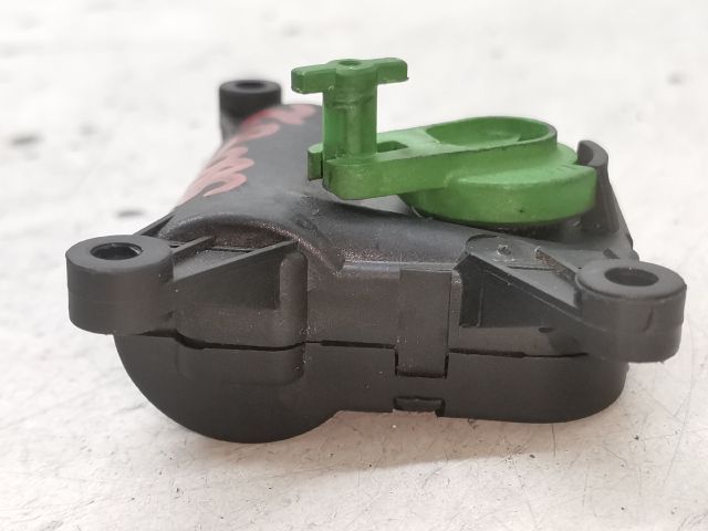 bontott AUDI A4 B6 Fűtés Állító Motor