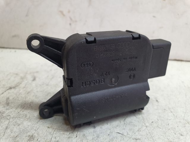 bontott AUDI A4 B6 Fűtés Állító Motor