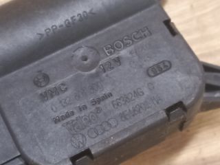 bontott AUDI A4 B6 Fűtés Állító Motor
