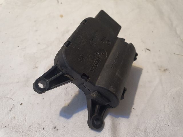 bontott AUDI A4 B6 Fűtés Állító Motor