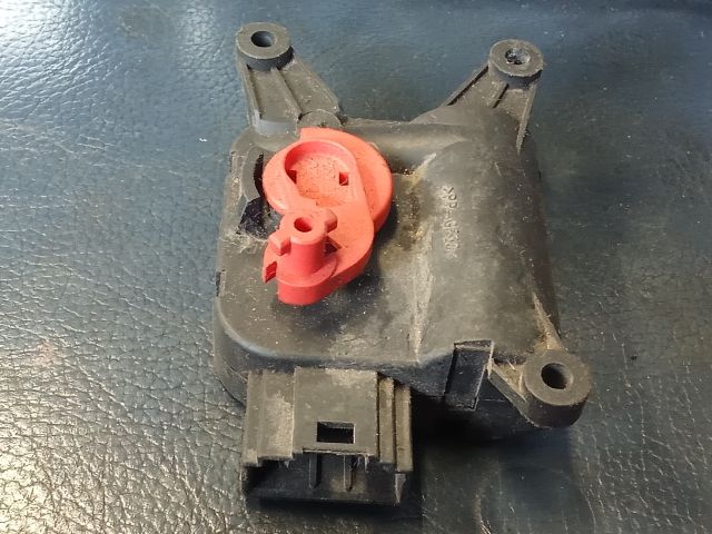 bontott AUDI A4 B6 Fűtés Állító Motor