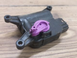 bontott AUDI A4 B6 Fűtés Állító Motor