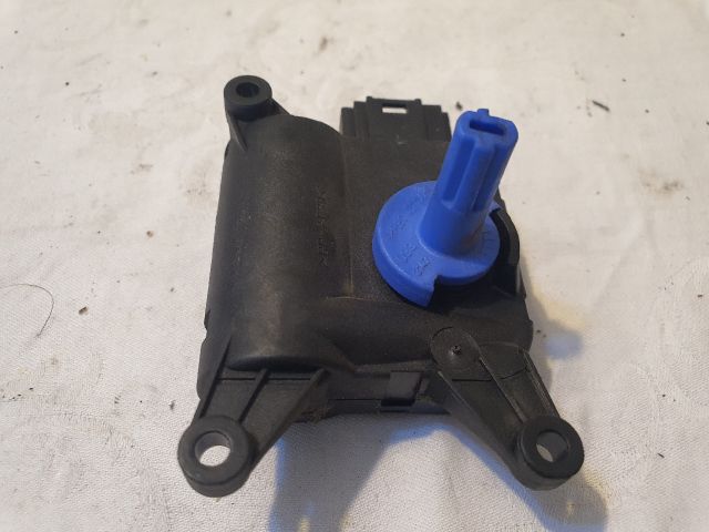 bontott AUDI A4 B6 Fűtés Állító Motor